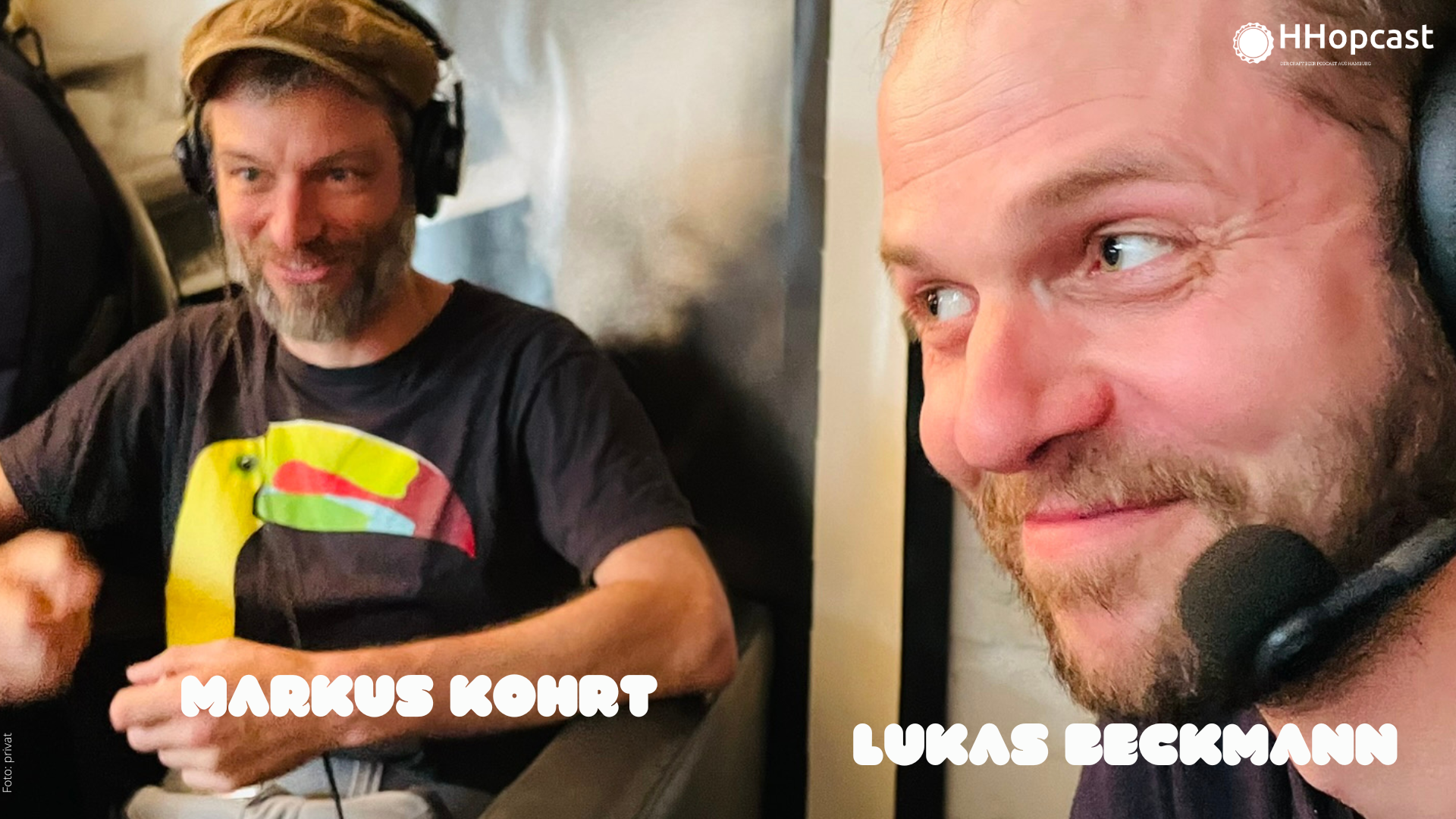 Lukas Beckmann und Markus Kohrt im HHopcast Studio mit Kopfhörer